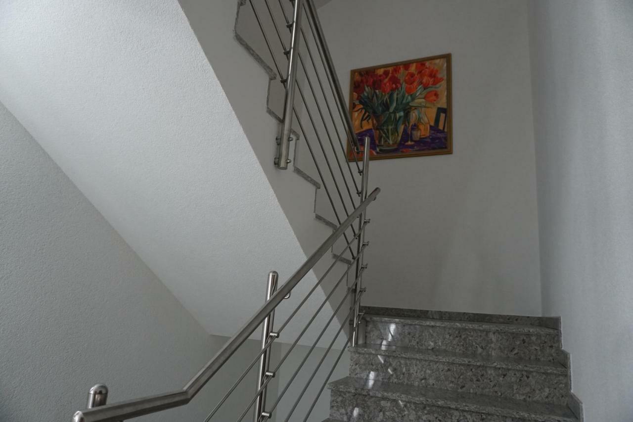 Apartment Kozina Podstrana Exterior foto