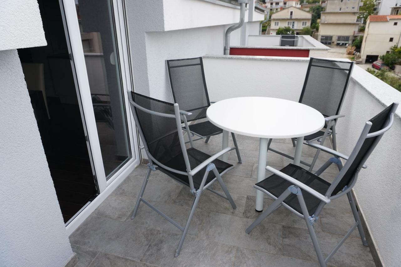 Apartment Kozina Podstrana Exterior foto